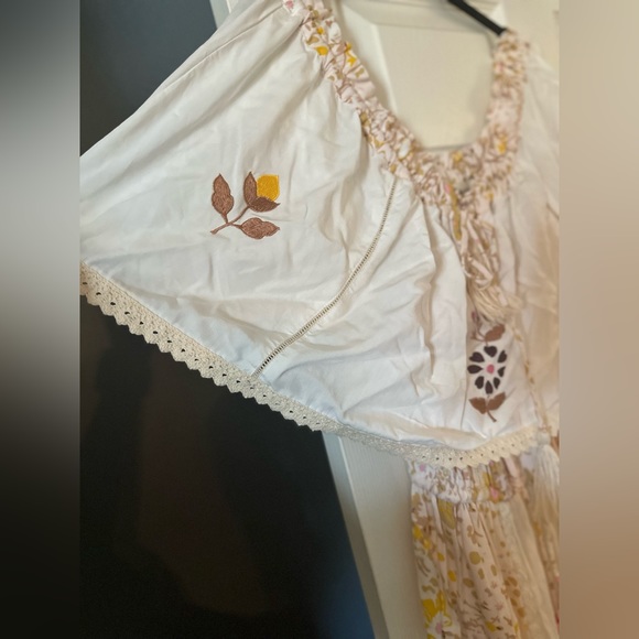 Dream feed by Fillyboo - Transition from maternity to nursing dress - Picture 2 of 9